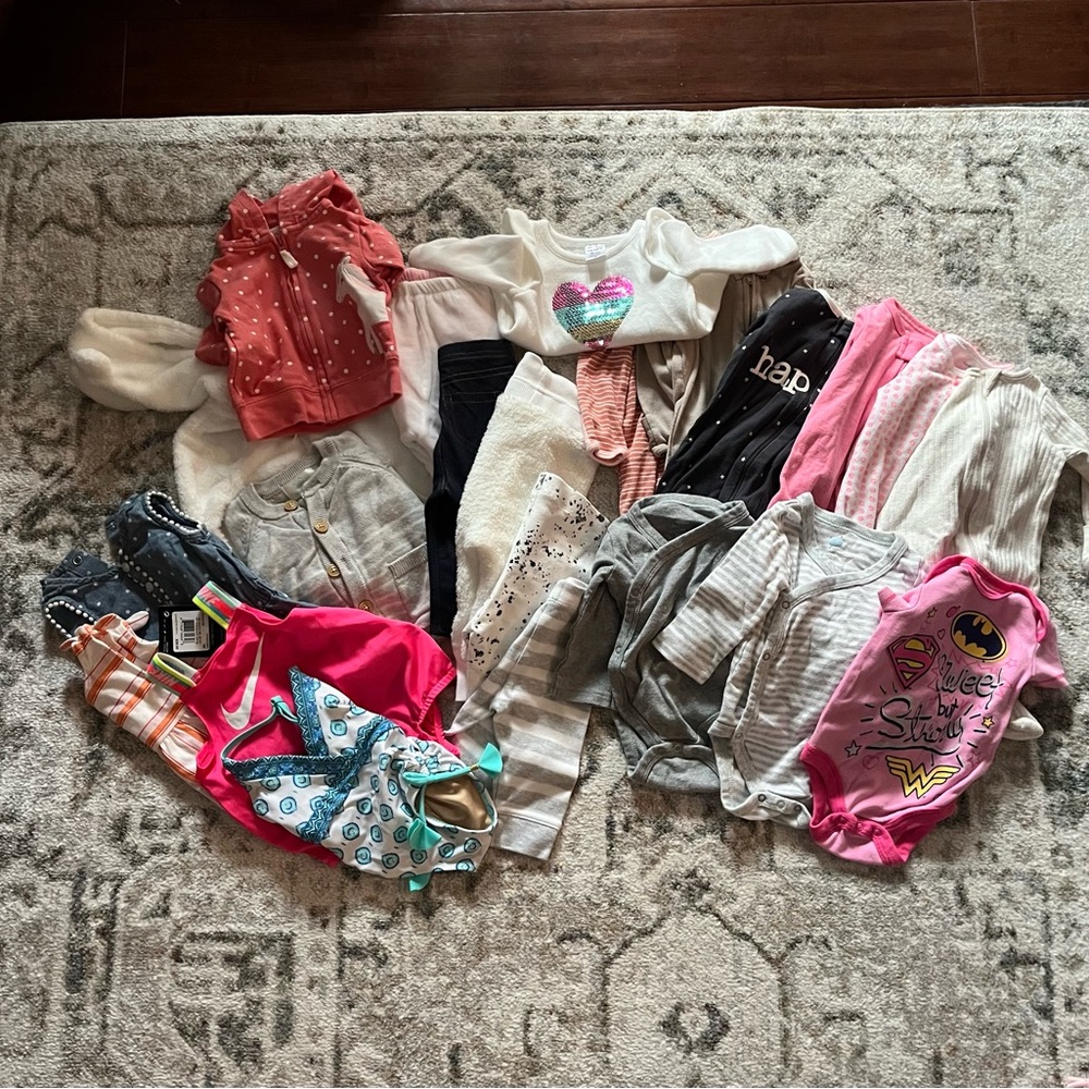 Baby clothes lot